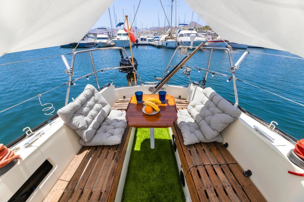 Seaside Chill-Out Stay On A Sail Yacht Puerto Calero Buitenkant foto