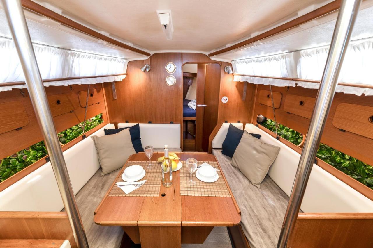 Seaside Chill-Out Stay On A Sail Yacht Puerto Calero Buitenkant foto